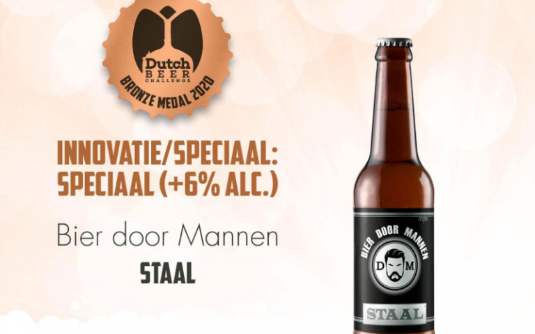 innovatie/speciaal/bier door mannen  innovatie/speciaal/bier door mannen